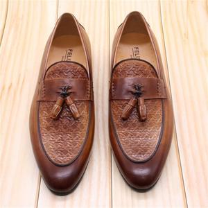 Nouvelles Chaussures Légères Homme en Cuir Véritable à Pompom, Style Mocassin, Idéales pour Mariages, Banquets et Occasions Professionnelles – Collection Automne - Product Image 1