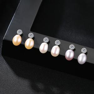 CZCITY <span class=keywords><strong>orecchini</strong></span> in argento Sterling con <span class=keywords><strong>perle</strong></span> piccole <span class=keywords><strong>orecchini</strong></span> semplici da donna <span class=keywords><strong>bambina</strong></span> Dainty <span class=keywords><strong>orecchini</strong></span> minimalisti - Product Image 4