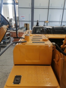Shantui New Heavy Crawler Excavator SH680 PC380 PC520-9 with Engine PLC Gearbox and <b>Cheap</b> Price - Product Image 4