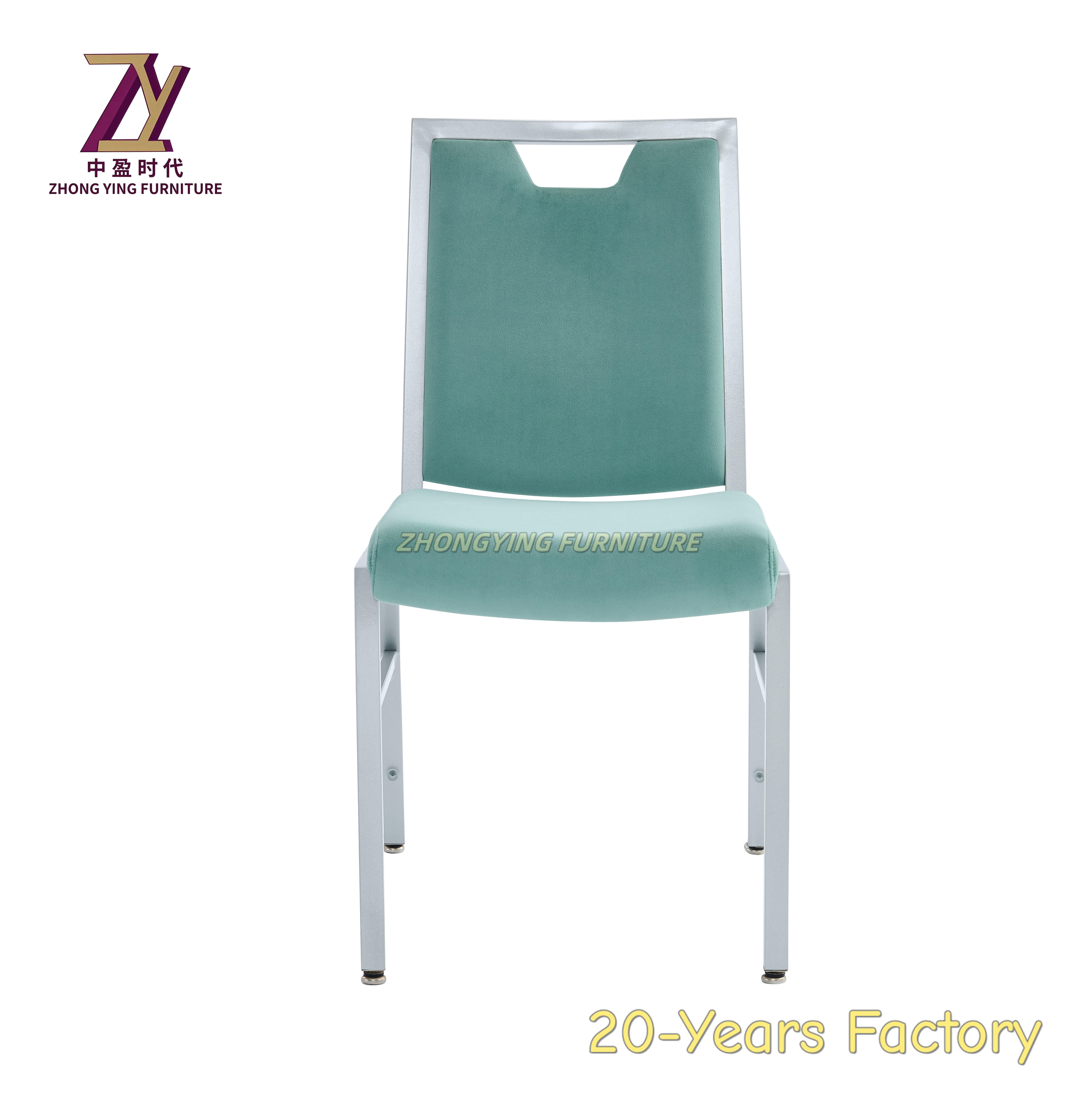 สีเขียวอ่อน