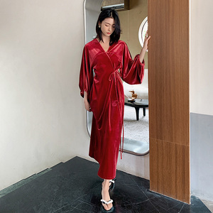 Albornoz liso <span class=keywords><strong>Pijamas</strong></span> Mujer sexy terciopelo de lujo ropa de dormir pleuche polar elegante señora Albornoz de terciopelo - Product Image 3