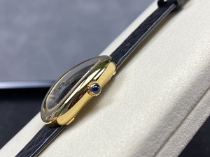 นาฬิกาข้อมือผู้หญิงกันน้ำคุณภาพสูงสุดหรูหรา AFFactory Swiss Quartz สีทอง ดีไซน์ใหม่ สวยงาม - Product Image 5