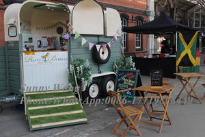 Remorque de vente de nourriture et de collations OEM, chariot de vente ambulante, remorque de bar, remorque de traiteur transformée, voiture de mariage, <span class=keywords><strong>camion</strong></span> de nourriture - Product Image 5