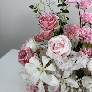 Venta al por Mayor de Ramilletes de Rosas Artificiales de Seda Realistas y Coloridas de 60 cm, Hechas a Mano, Ecológicas, para Decoración de Pasillos de Boda - Product Image 6