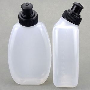 Muestra gratuita, botella de agua deportiva de plástico PE ecológica de 600 ml con logotipo personalizado, barata, para bicicleta, para exteriores. - Product Image 2