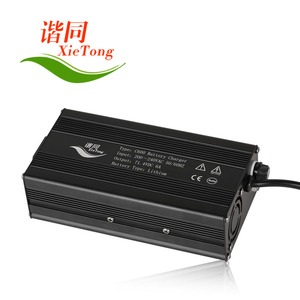<span class=keywords><strong>Chargeur</strong></span> de batterie Lipo personnalisé Xietong C600 71.4V 6A pour scooter électrique 17S 60V <span class=keywords><strong>City</strong></span> <span class=keywords><strong>Coco</strong></span> - Product Image 2