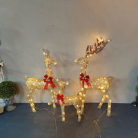 Décorations de Noël : Ensemble de décorations lumineuses en fer forgé doré, motif traîneau tiré par des cerfs, pour centres commerciaux et hôtels