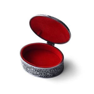 Luxury Souvenir Vintage Style High Quality Custom Embossed Europe Metal Jewelry <b>Box</b> - Product Image 6
