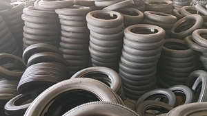 Neumático de Motocicleta Retro con Diseño de Dientes de Sierra 4.00-17 4.50-17 TL 6PR 8PR, Patrón Vintage, Sin Cámara - Product Image 6