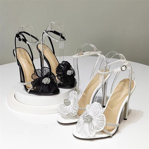 Escarpins de mariée de créateur à bout ouvert en cristal pour femme, talons aiguilles fins à motif floral, avec bride de cheville, pour les soirées - Product Image 1