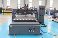 Machine de traitement de portes en bois 1300x2500mm ATC CNC routeur AKM1325C1 pour la fabrication de meubles à bois 3 axes