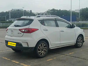 SUV d'occasion compact JAC Refine S2, essence, traction avant, 5 places, 5 portes, SUV 5 places, voiture d'occasion <span class=keywords><strong>pas</strong></span> chère, JAC JS2 - Product Image 4