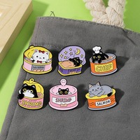 Broche chat en alliage doré coloré, motif nourriture pour chaton (saumon, crevettes), unisexe, pour vêtements, sacs, chapeaux, revers, badges et épingles en émail