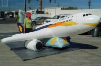 Modèle gonflable réaliste d'avion de ligne pour publicité aéronautique, idéal pour événements/expositions sur le thème de l'aviation
