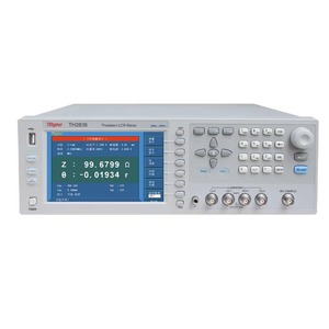 Testeur d'impédance numérique haute fréquence Tonghui ESR avec écran LCD TFT 7 pouces (résolution 800x480) Modèles TH2838/TH2838A/TH2838H - Product Image 1