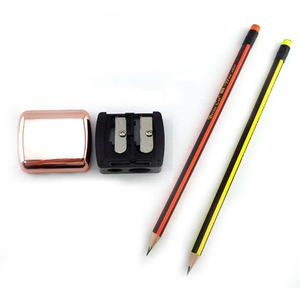 Italia Cosmétiques de <span class=keywords><strong>luxe</strong></span> Double 2 Trous Noir En Acier Inoxydable Lame Sourcils Crayons À Lèvres Enhancer <span class=keywords><strong>Taille</strong></span>-<span class=keywords><strong>Crayon</strong></span> en plastique - Product Image 3