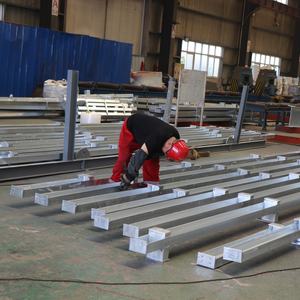 Q345B Bâtiment en acier préfabriqué Structure en acier préfabriqué antirouille Atelier d'entrepôt industriel et hangar de <span class=keywords><strong>garage</strong></span> <span class=keywords><strong>à</strong></span> <span class=keywords><strong>vendre</strong></span> - Product Image 5