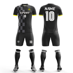 Nouveau style de maillot de football personnalisé à séchage rapide, 100% polyester, tenue d'entraînement de football, ensemble complet de maillots pour le football - Product Image 4