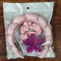 Set Bando Spons Awan Motif Polkadot Ceri yang Lucu dengan Ikat Rambut & Jepit Bunga Senada untuk Perawatan Kulit, Cuci Muka, Spa, Rias Wajah, Yoga