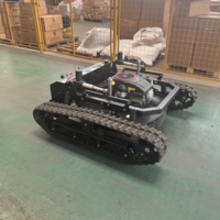 Tondeuse robot tout-terrain à chenilles antidérapantes pour terrains en pente et vergers