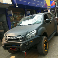 Pare-chocs avant Isuzu Dmax 2017 4x4 tout-terrain en acier robuste, kit de pare-chocs avec treuil, plaque de protection et feux LED