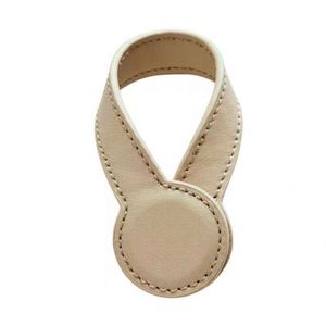 2025 Magnetic <b>Hat</b> Clip for Travel on Bag Fashionable Travel Accessories Leather <b>Hat</b> <b>Holder</b> with Logo - Product Image 4