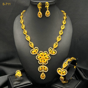 Wholesale Statement <strong>Costume</strong> Accessories High Quality Dubai <strong>Indian</strong> <strong>Jewelry</strong> Sets 24k Gold Plated Wedding Bridal <strong>Jewelry</strong> Set - Product Image 5