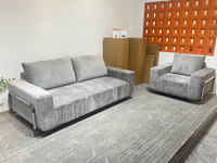 Breites Sofa aus grauem Samt, wandelbar, gepolstert, komprimiert, modernes Luxus-Sofa mit schwarzen Metallbeinen für Wohnzimmer und kleine Wohnungen