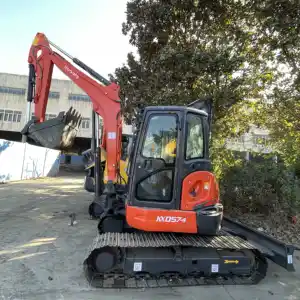 Buone condizioni 5 ton usato kubota kx057-4 escavatore usato mini cingolo scavatore kubota kx057 per la vendita a Shanghai