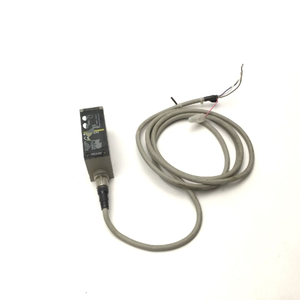 Kontroler Pemrograman PLC Otomasi Industri Gudang E3MC-A11 Baru Asli Siap Pakai - Product Image 1