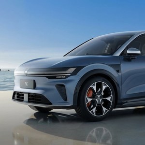 Zeekr 7X, Sedán Eléctrico de Doble Motor y 646 hp, Carga Rápida de 5.5C, Luz Inteligente Mini-LED de 3.5K, Batería de 100 kWh, Autonomía de 780 km - Product Image 3