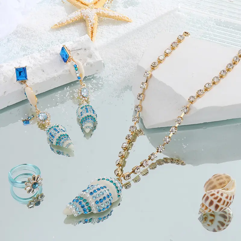 Set di orecchini e anelli da donna con collana di gioielli in resina di diamanti serie azzurro Set di gioielli con zirconi di moda da spiaggia estiva