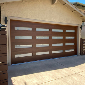 Portes de garage SYBELL personnalisées, couleurs modernes, isolation thermique, norme européenne, panneaux lisses noir mat pour villa - Product Image 5