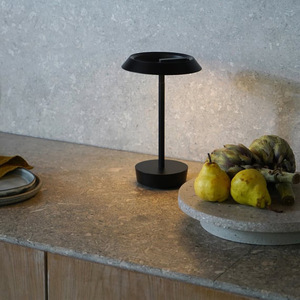 Lampe de table Magcharm à LED avec commande tactile, rechargeable, fonctionne sur batterie, éclairage d'ambiance pour bureau et chevet - Product Image 1