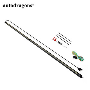 Barra de Luces LED para Puerta Trasera con 5 Modos de Iluminación, Plegable, para Camionetas, con Luces de Reversa, Estroboscópicas, de Freno y de Marcha, para Remolques - Product Image 2