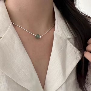 2024时尚简约绿色吊坠项链，每日搭配，适合送礼 - Product Image 1