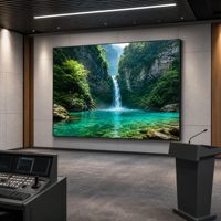 Écran LED couleur à pas fin P1.538 pour intérieur - Haute définition HDR10, luminosité 800 cd/m², idéal pour la surveillance de conférences et les grands espaces