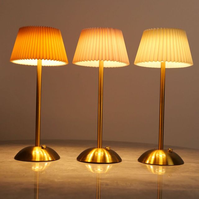 Modern simple pleated fabric metal table lamp cross-border bedroom bedside ambient light rechargeable touch night light