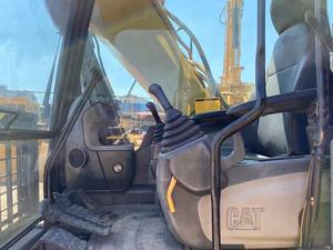 รถขุดตีนตะขาบไฮดรอลิก Caterpillar Cat 320D มือสอง น้ำหนัก 20 ตัน อุปกรณ์ก่อสร้าง เครื่องยนต์ มอเตอร์ ปั๊ม ราคาถูก - Product Image 5