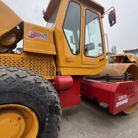 Rouleau compresseur vibrant à tambour unique Dynapac CA25D d'occasion, 10 tonnes, pour la construction routière