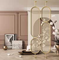 Cloison de séparation moderne en fer et rotin pour restaurant, hôtel, salon de thé - Design artistique d'intérieur