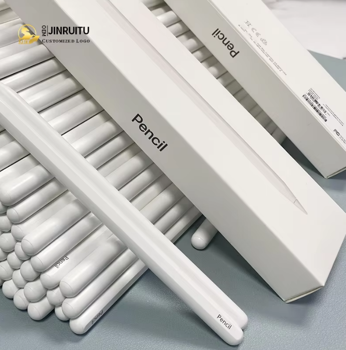 สีขาว (สำหรับ iPad ดินสอรุ่นที่สี่ Pro)