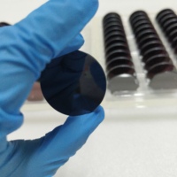 Fenêtre optique en silicium monocristallin avec revêtement DLC AR résistant aux rayures pour capteur de caméra d'imagerie thermique infrarouge