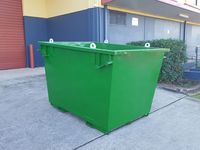 Conteneur à déchets empilable compact et robuste avec crochets de levage sécurisés pour un traitement efficace des déchets