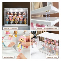 Vitrine d'exposition portable en acrylique LED sans fil, empilable sur 3 niveaux, transparente et anti-poussière pour figurines