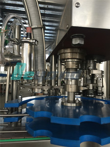 Produktions linie für kohlensäure haltige Getränke mit hoher Automatisierung und einer Kapazität von 5000 Dosen pro Stunde - Product Image 6