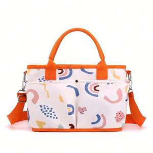 Bolsa de Pañales Colorida Cruzada con Bolsillos Separados para Artículos Secos y Húmedos para Bebé - Product Image 5