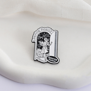 Quitter la réalité <span class=keywords><strong>Bye</strong></span> Entring Fiction Épingles en émail Funny Fiction Book Broches Vêtements Revers Badges Bijoux Cadeau pour les amoureux des livres - Product Image 3