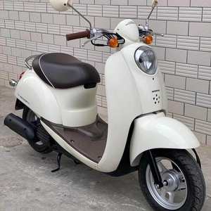 Scooter Retrò di Alta Gamma <span class=keywords><strong>Piaggio</strong></span> Roman Holiday Yamaha <span class=keywords><strong>125</strong></span>, Modello Tartaruga ZY125T-15, 120Km/h, Importato dalla Cina - Product Image 5