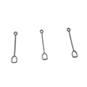 Resorte trenzado de Metal pequeño de acero inoxidable personalizado, gancho de alambre de tablero de clavijas, resortes de formación de alambre, ganchos redondos plateados - Product Image 1